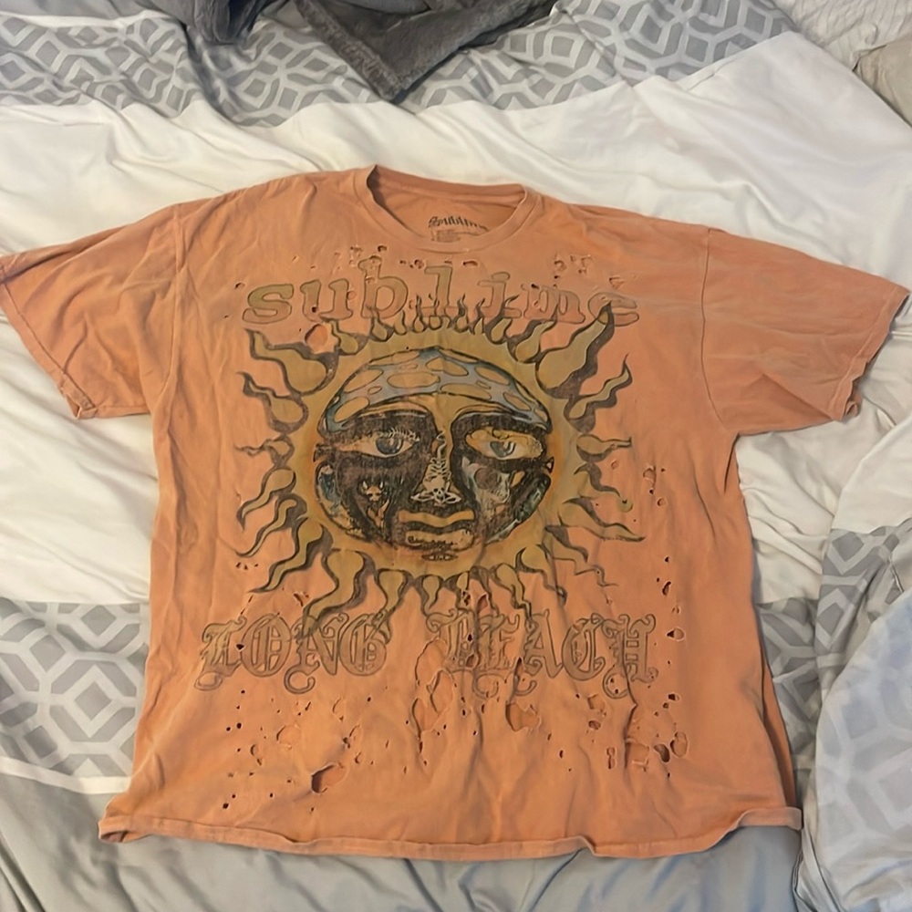 Small/medium Sublime tee